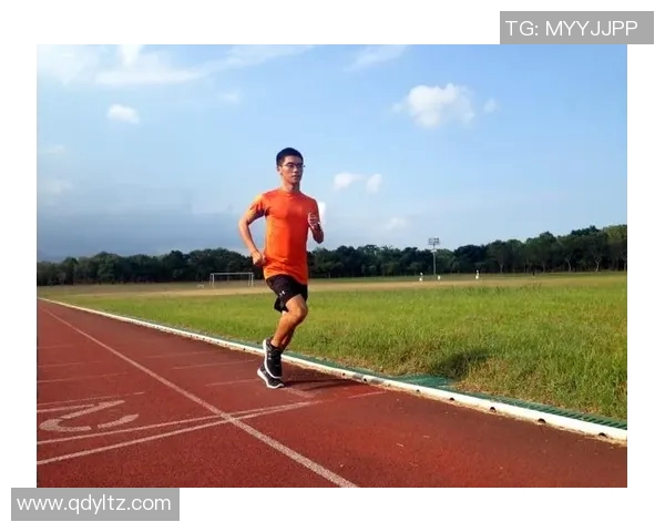 中国足球球星肌肉塑造之路：健身训练与体能提升的成功案例分析