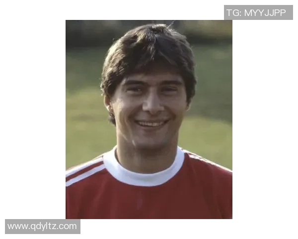 外国人眼中的足球明星童年模样你能猜出是谁吗